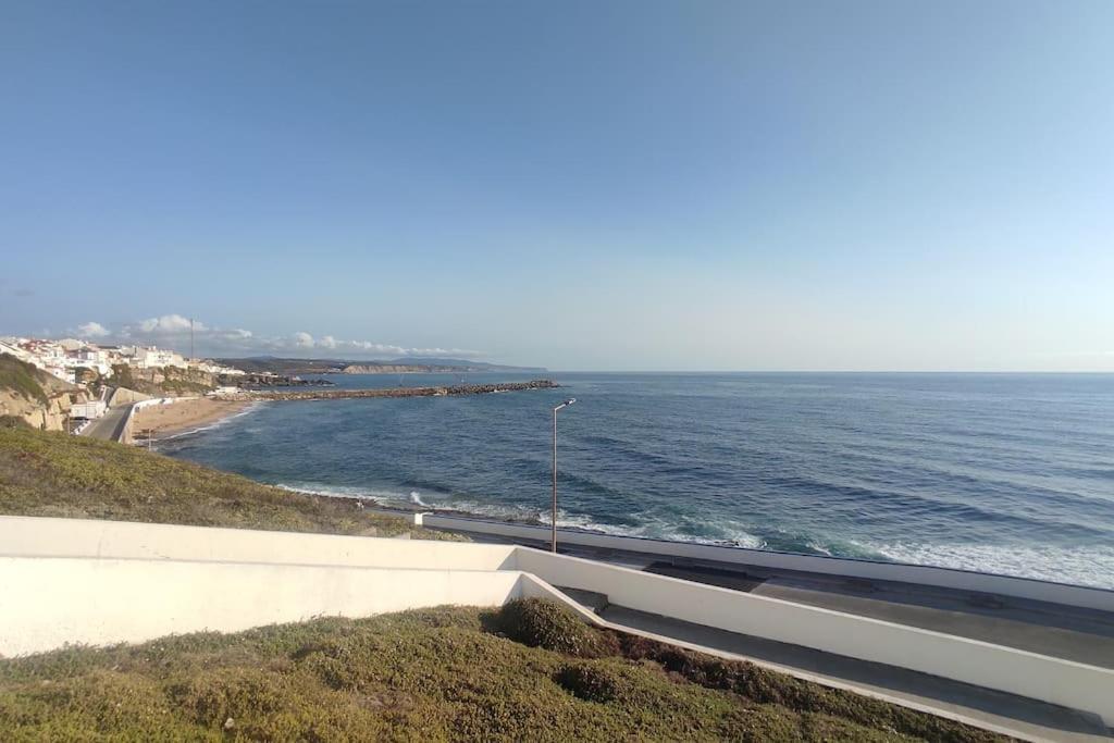 شقة Ericeira Seaside Escape المظهر الخارجي الصورة
